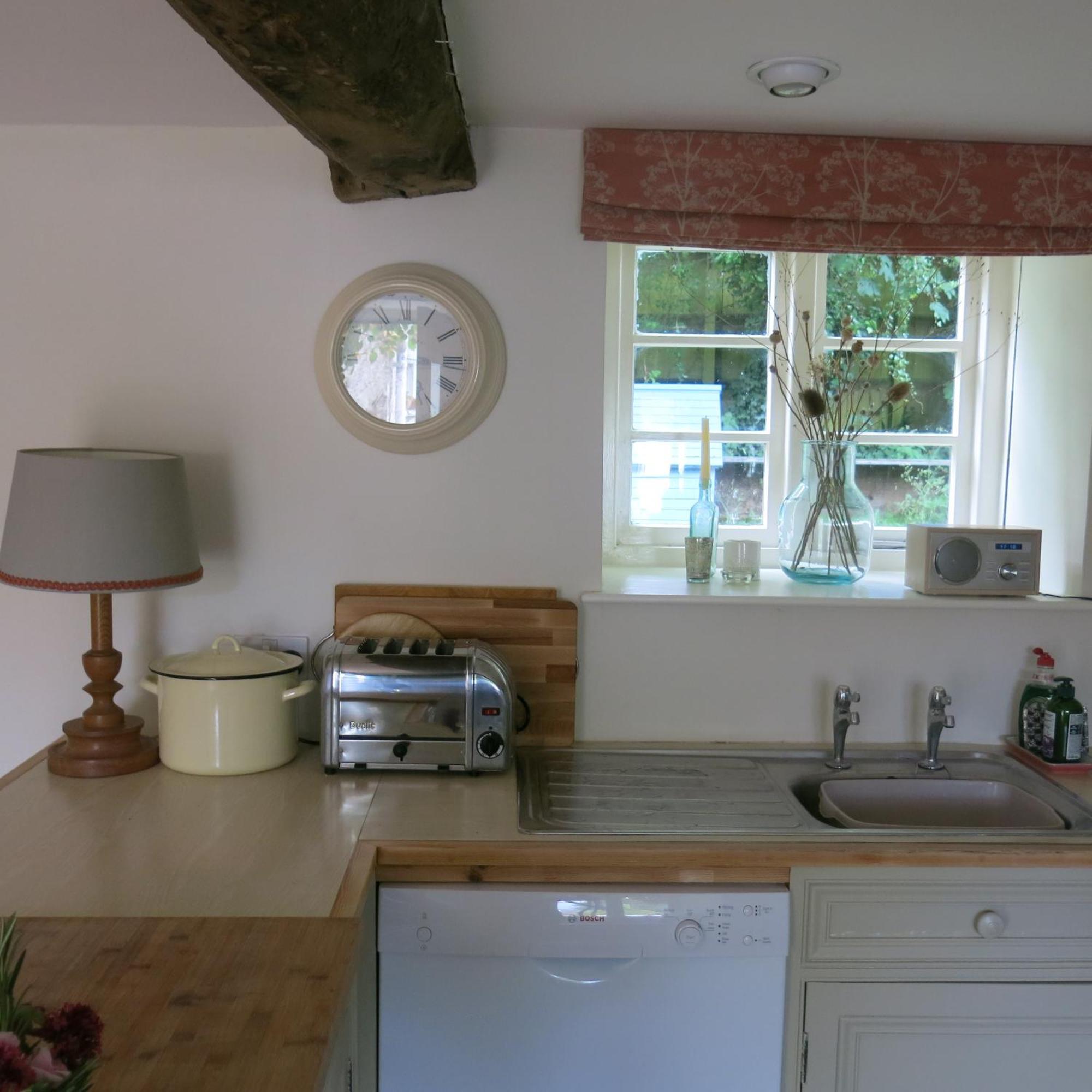 Characterful Cotswold Cottage Сайренстер Экстерьер фото